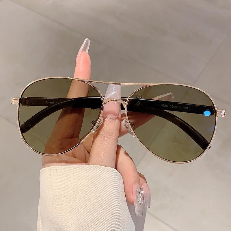 Classic Pilot Sunglasses Vintage Luxury Brand Designer Punk Metal Driving Shades For Women Men