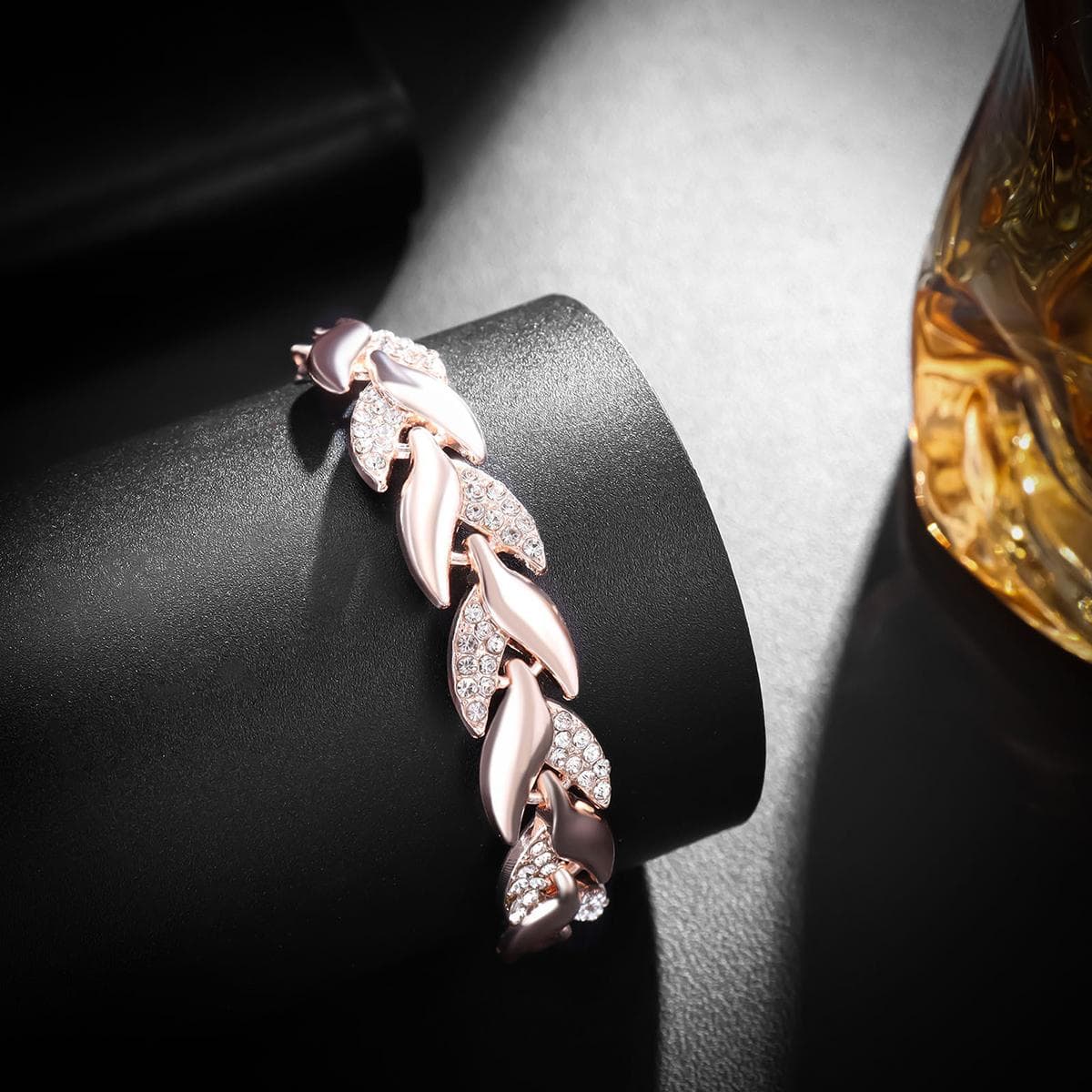 Gold Leaf Bracelet Fashion Wedding Jewelry Women's Diamond Bracelet Women's Bracelet pink