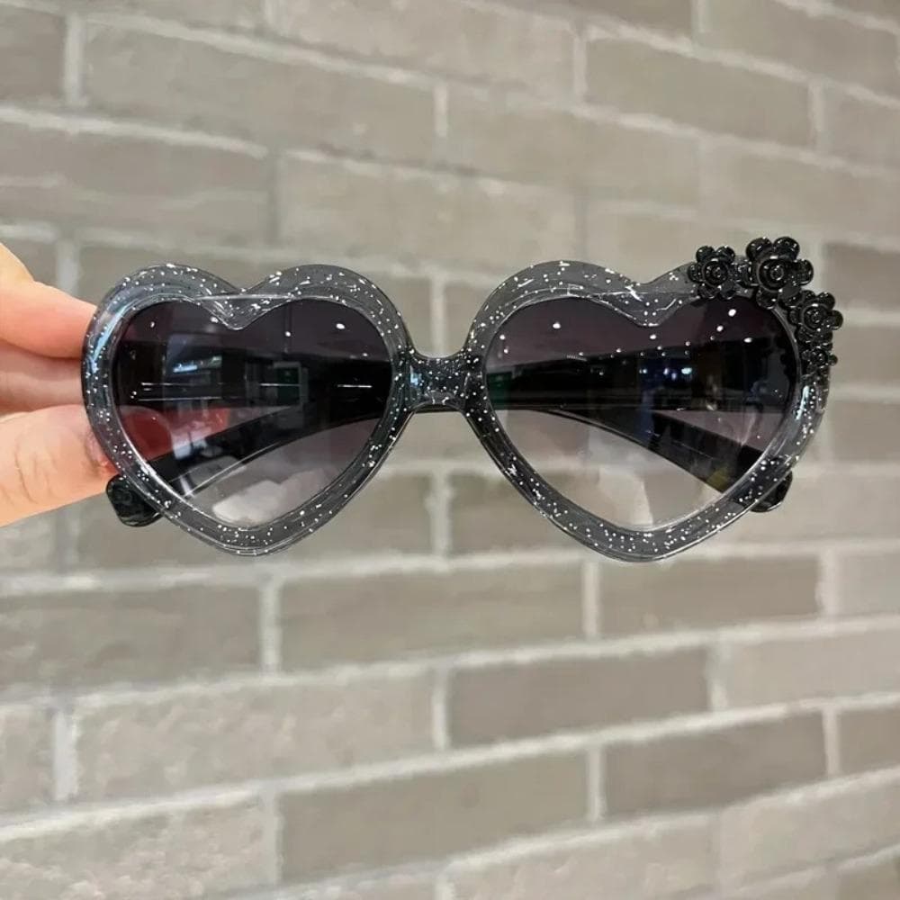 Fashion Peach Heart Sunglasses Cartoon Flower Design Heart-shaped PC Lenses Outdoor UV Protection Stylish Accessory