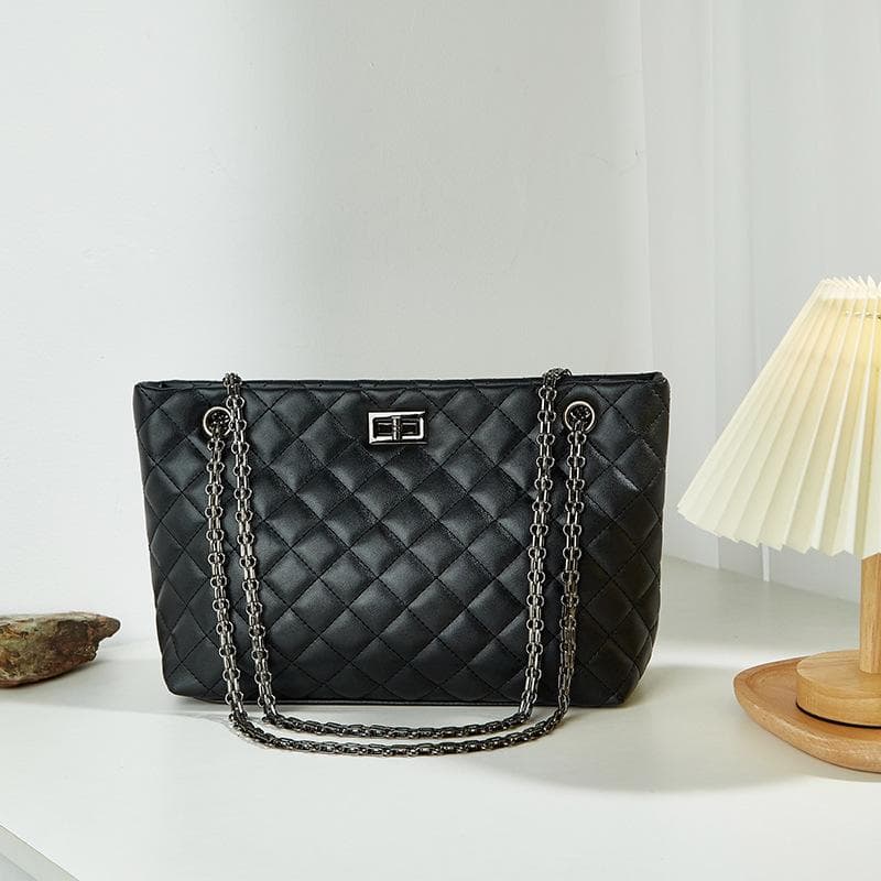 Diamond-shaped Chain Large Bag, High-capacity Women's Bag, Ladies' Handbag, Single-shoulder Crossbody Bag, Fashionable Lock Tote Bag 35*21*12cm black