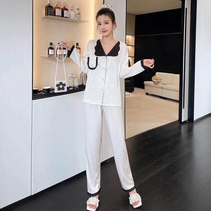 Simple and Sweet Black and White Pocket Pleated Lace Style Ice Silk Women's Pajamas Satin Lapel Pajama Set XL white