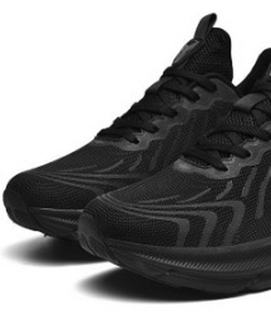 2025 Spring Men's Lightweight Mesh Running Shoes - Casual and Fashionable Size 40