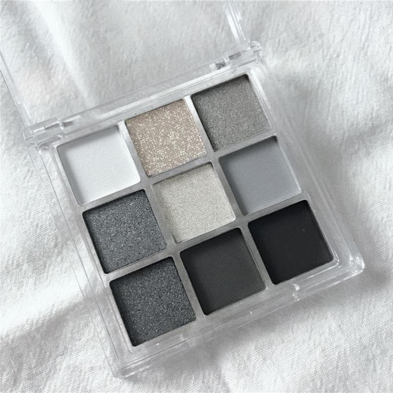 9 Colors Cool Toned Eyeshadow Palette Black Smokey Palette Matte Glitter Eyeshadow Palette Smoky Eye Shadow Eye Pigments Palette