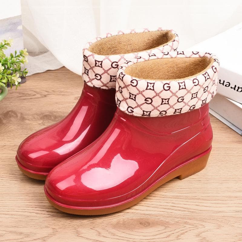 Women's Short Rain Boots with Cowhide Sole, Cotton Lined, Non-Slip, Warm and Protective. 38, with cotton cover red
