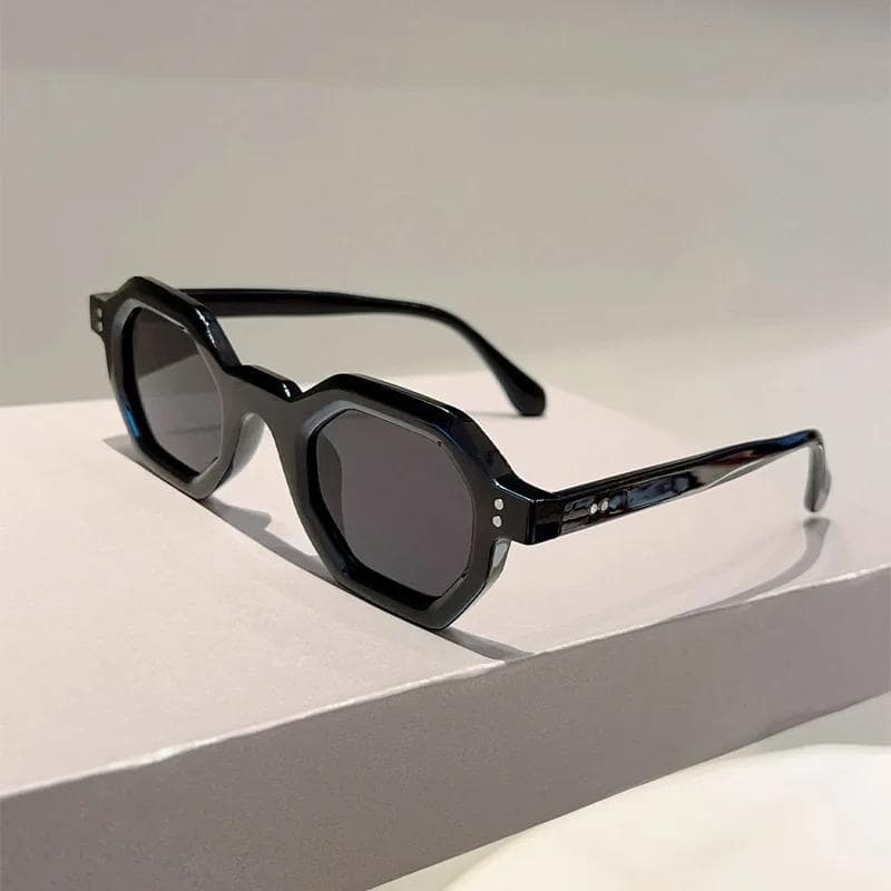 Retro Sunglasses Men Women Fashion Polygonal Small Frame UV400 Luxury Designer Shades for Unisex 1PC