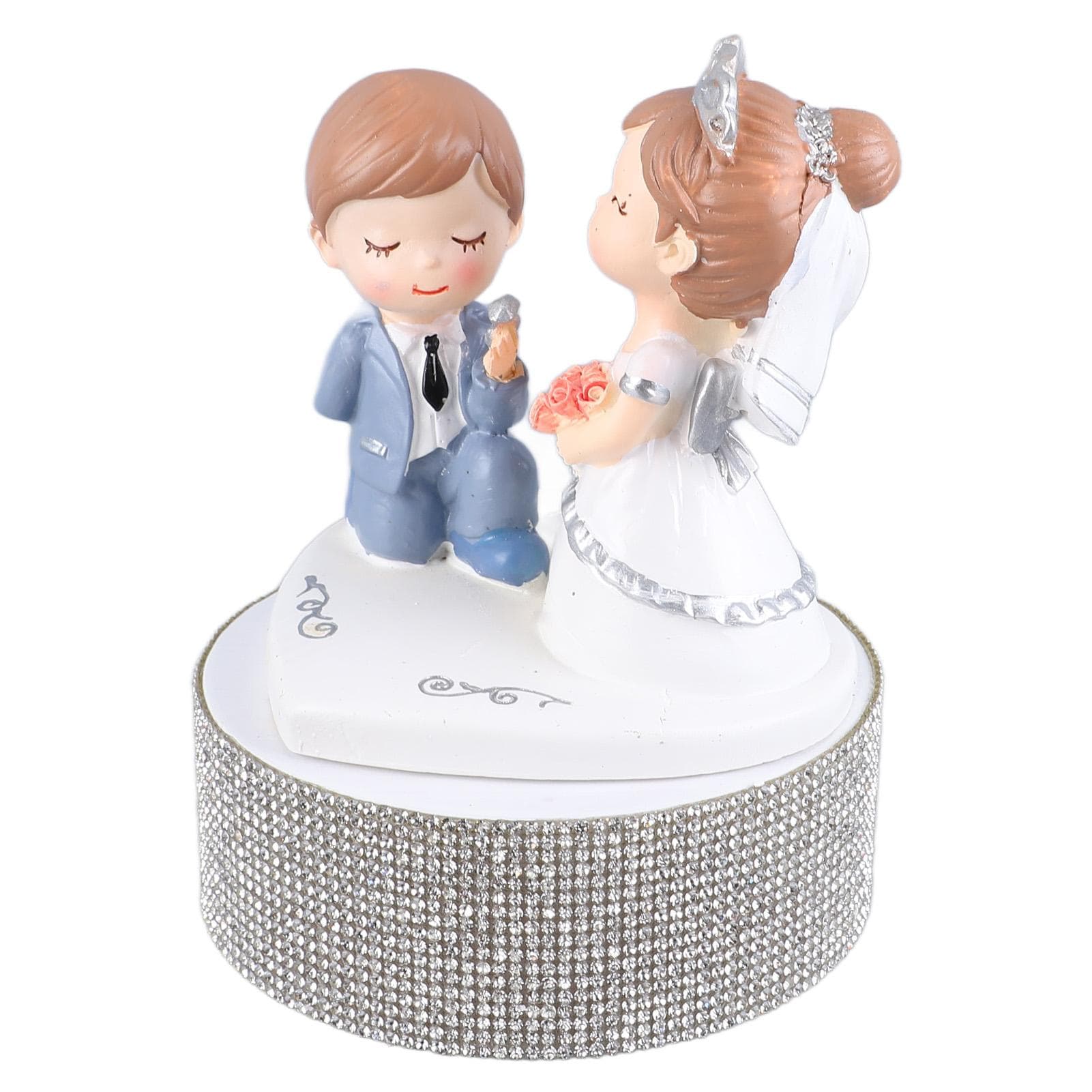 Romantic Couple Rotating Music Box Resin Exquisite Decorative Couple Doll Music Box for Wife