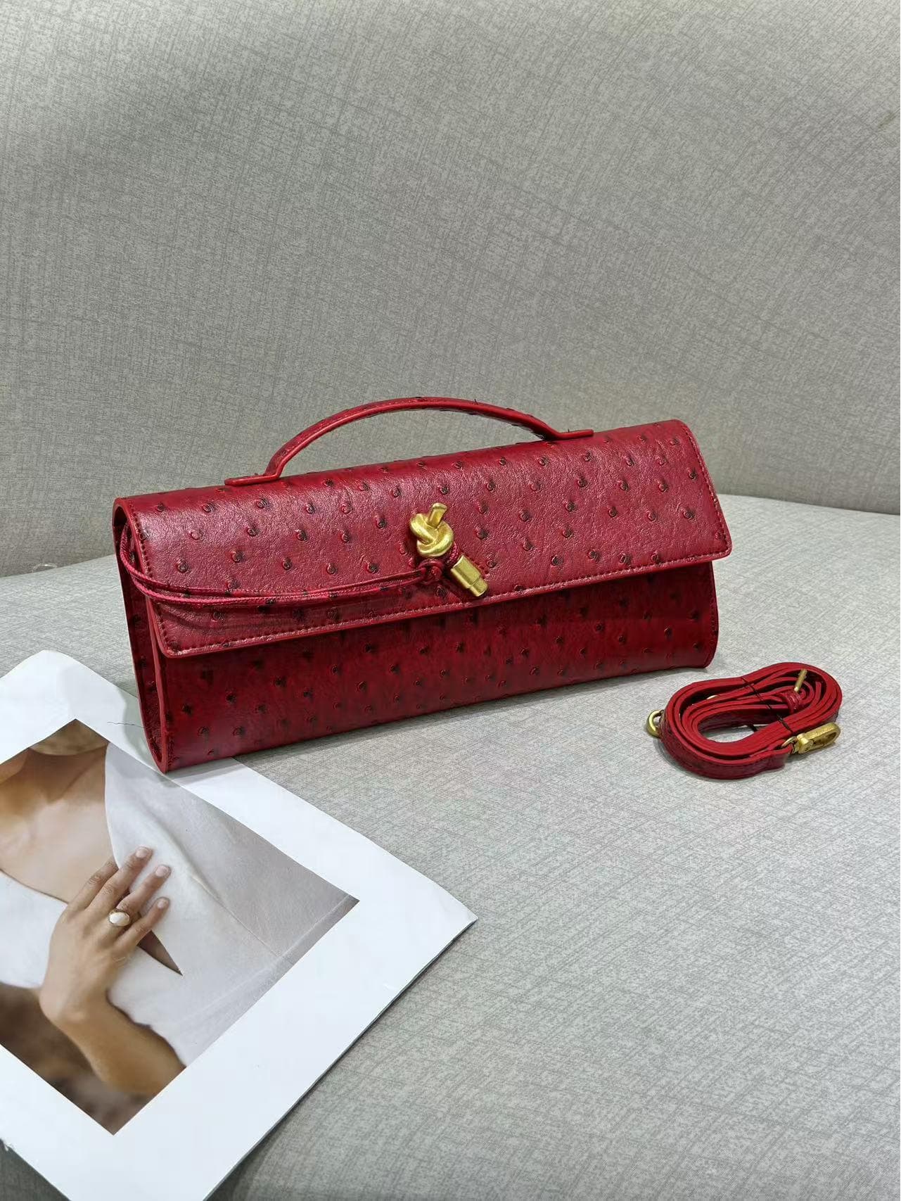 2025 Handmade Ostrich Pattern Baguette Evening Bag - Exquisite Shoulder & Crossbody Handbag Gift Box (Custom Hardware) red