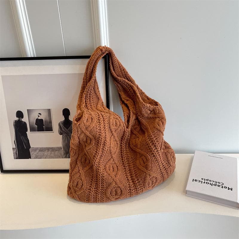 Lazy wind twist knitted wool bag women's 2025 new retro niche shoulder bag simple commuter tote bag brown