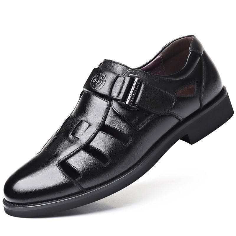 Summer Leather Sandals New Men's Hole Leather Shoes Baotou Hollow Middle Aged Dad Breathable Casual Men's Shoes 40