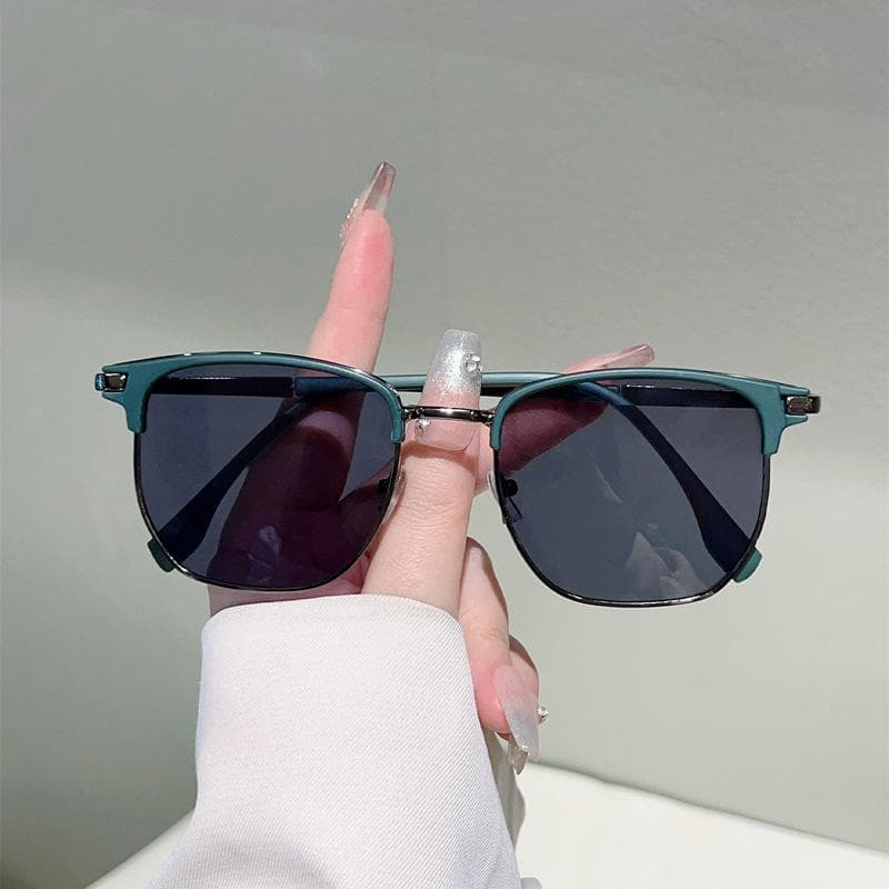 Luxury Brand Designer Square Sunglasses Women Men Vintage Metal Punk Sun Glasses Hip Hop Rivet Shades UV400