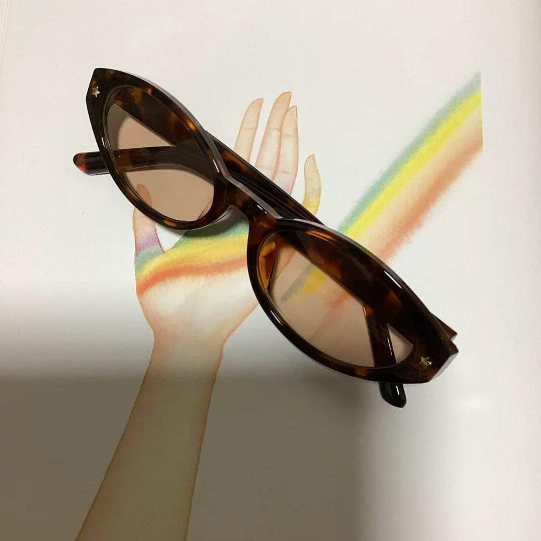 Korean Style Oval Sunglasses for Women with Rivets Decoration High Quality Fashion Sun Glasses