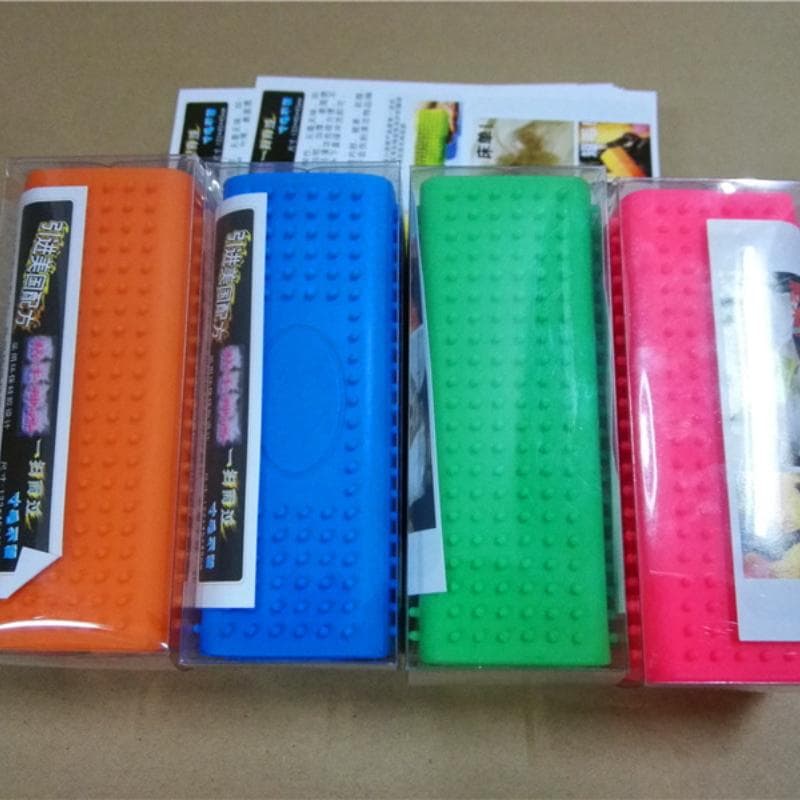 New Silicone Hollow Rubber Dog Hair Brush Remover Cars Furniture Carpet Clothes Cleaner Brush For Dogs Cats Pet Supplies green