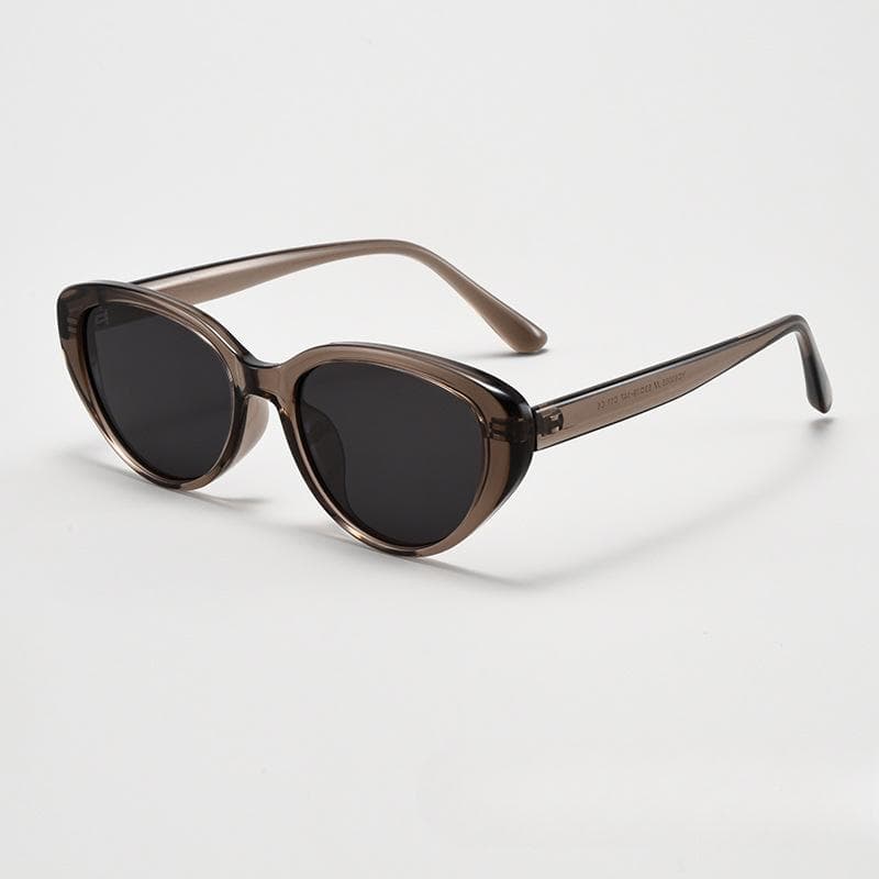 Sunglasses Retro Triangle Cat's Eye Sunglasses Women's Summer Sun Protection Small Face Small Box High Tide.