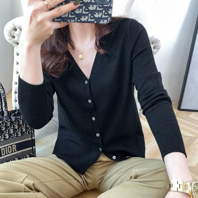 Spring and Autumn Women's Cardigan Jacket V-neck Knitted Cardigan Short Loose Peplum Sweater Thread Sweater XL black