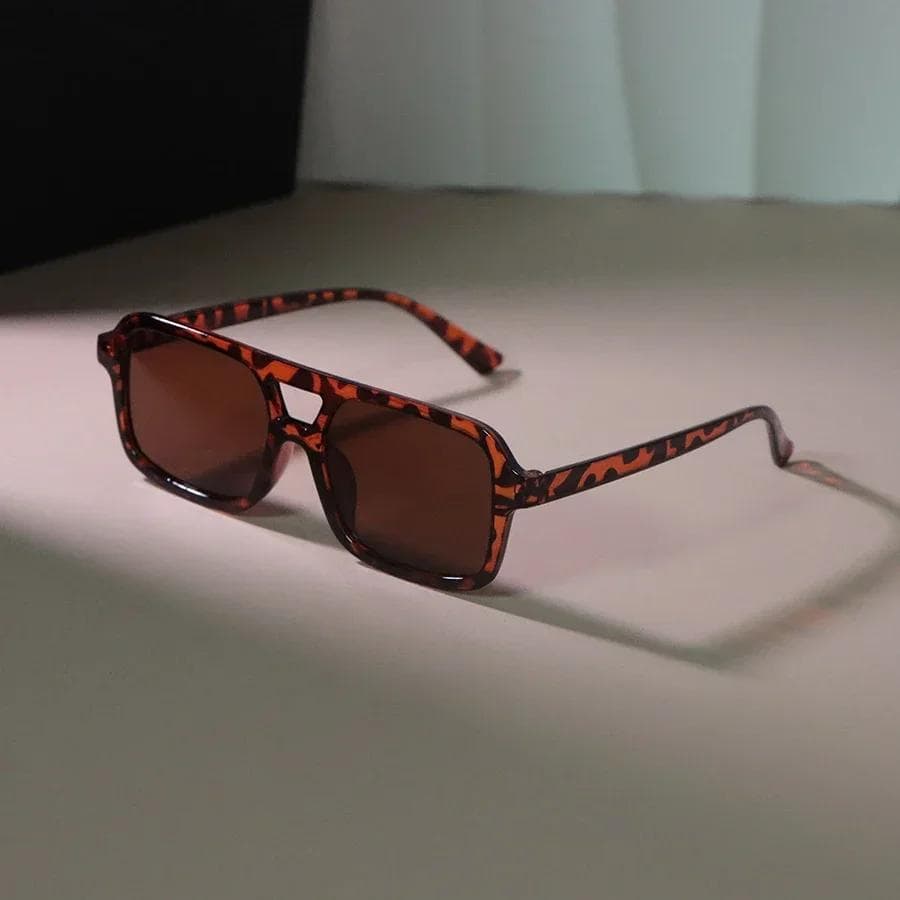 New Vintage Square Sunglasses Luxury Brand Big Eyewear for Men Women Oculos De Sol Unisex Fashion Sun Glasses Other