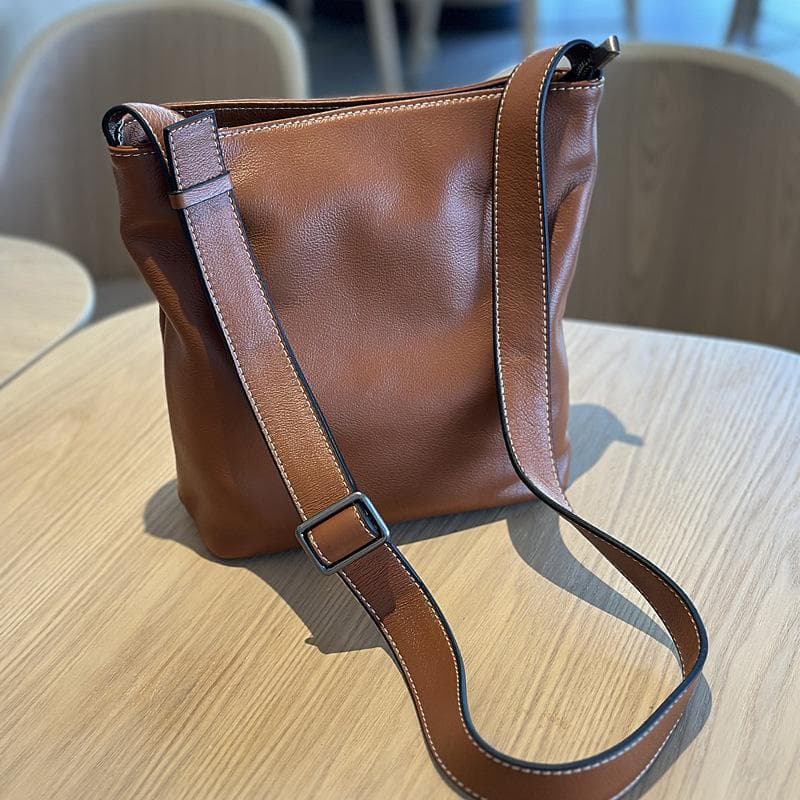 Johnature Simple Genuine Leather Women Shoulder & Crossbody Bags Versatile Natural Real Cowhide Solid Color Bags brown