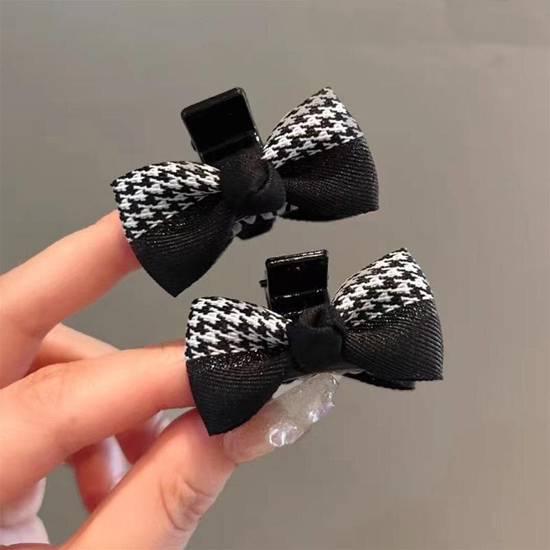 Korean Velvet Bow Hair Clip Claw Clamp Sweet Black Red Bow Small Hair Claw Clip Princess Headwear Girls Women Hair Claw Clip 2pcs