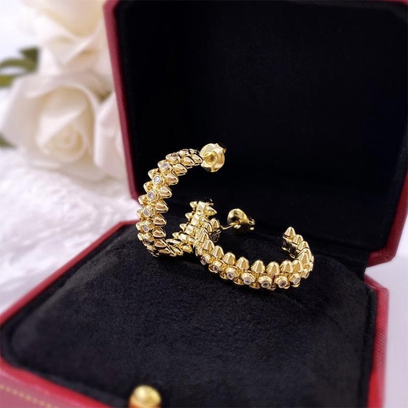 High Quality Fashionable Bullet Rivet C-Shaped Stud Earrings Temperament Personalized Earrings Earrings