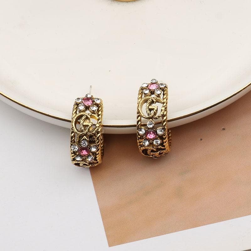 Classic Retro Letter-shaped Earrings, Fashionable Diamond-studded Earrings, Unique And Versatile Ear Accessories one size white
