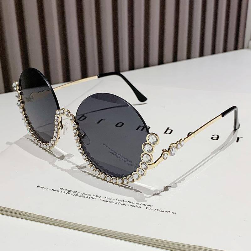 Luxury Designer Diamond Round Sunglasses Women Men Vintage Punk Crystal Shades UV400 Protection Half Frame Fashion