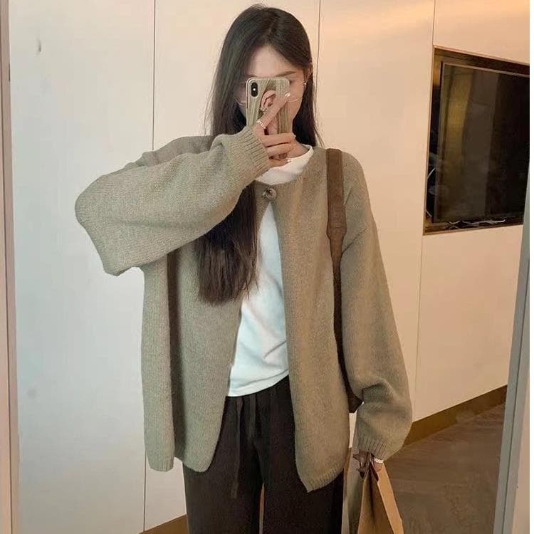 Early Autumn French Lazy Style Fashionable Knitted Cardigan Sweater Jacket Women's Autumn and Winter New Loose Top One size