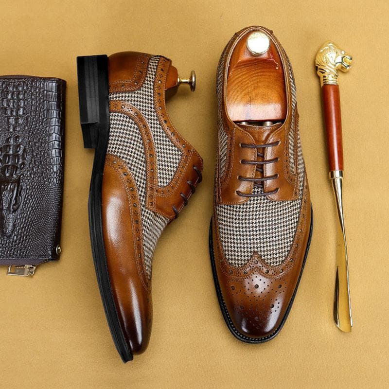 Men's Leather Shoes Business Formal Casual British Retro Brogue Carved Denim Individual Youth Wedding Shoes 40 yellow