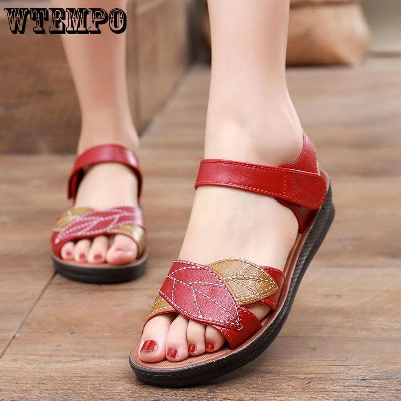 Women's Sandals Summer New Elderly Sandals Non-slip Soft Bottom Mom Sandals Comfortable and Versatile Middle-aged Breathable Sandals 41 red