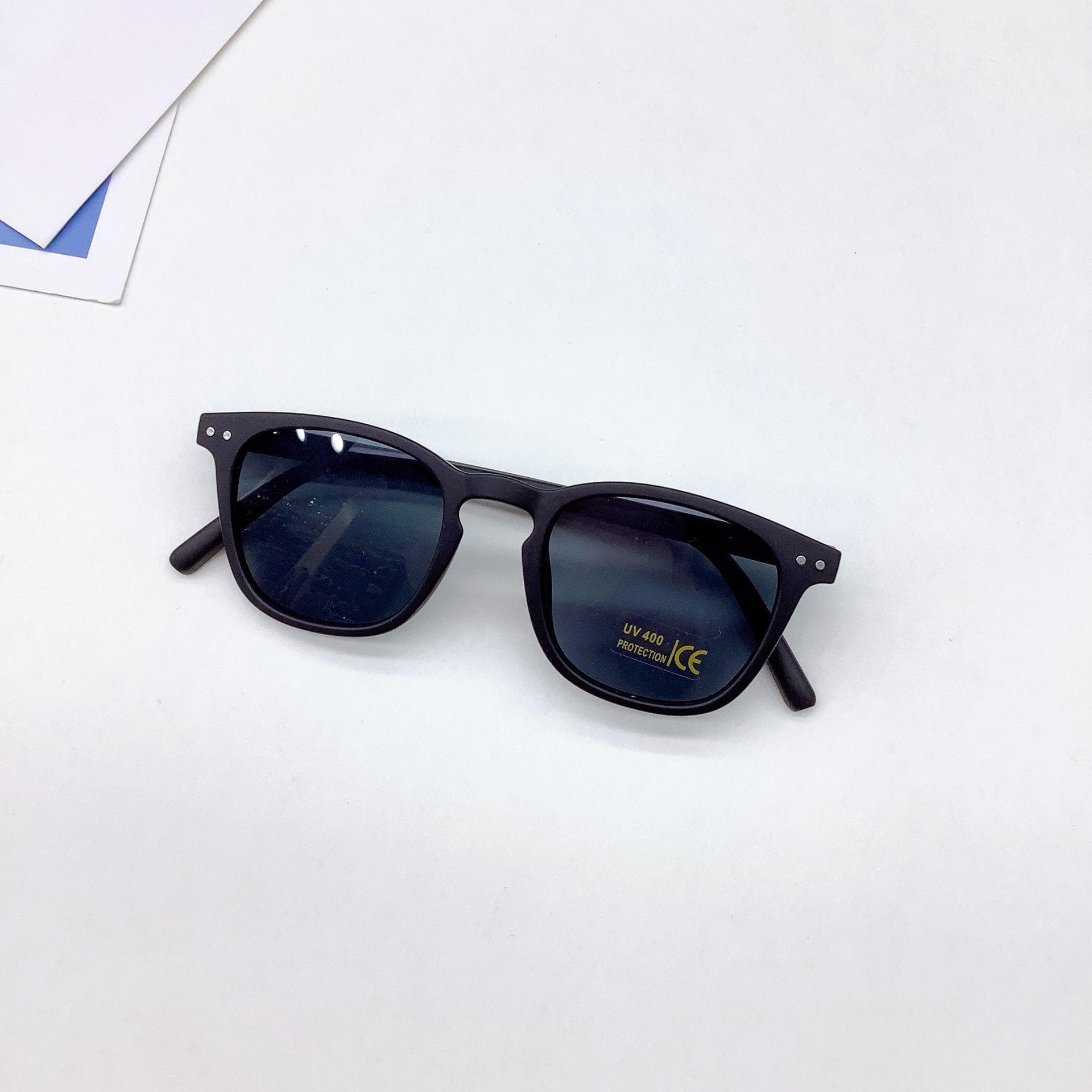 New Baby Boys Girls Sunglasses UV Protection Cool Fashion Summer Sun Protection Travel
