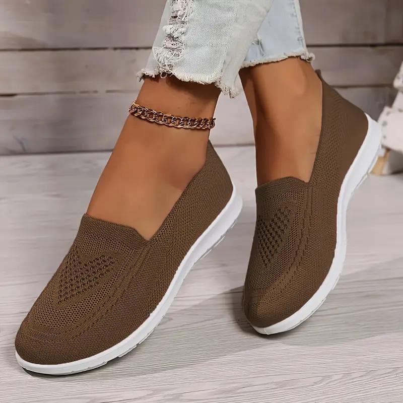 Women's Large-sized Casual Shoes, Old Beijing Cloth Shoes, and Women's Sports Shoes 39 brown
