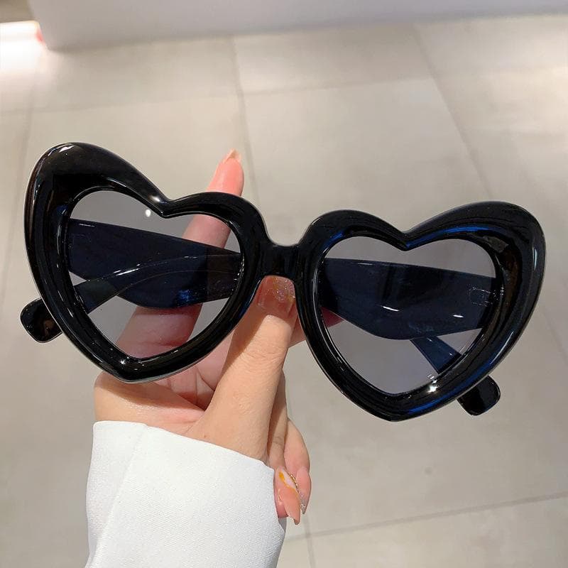 Y2K Oversized Love Heart Sunglasses Punk Pink Shades Vintage Candy Eyewear Trendy Unisex Luxury Designer