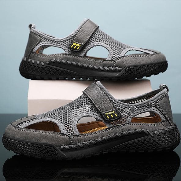 2023 New Summer Baotou Sandals Breathable and Versatile Outdoor Handmade Large Beach Shoes Hollow Mesh Shoes 45 grey