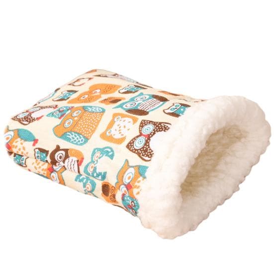 Hamster Nest Cartoon Design Hamster Bed Soft Comfortable Plush Guinea Pig Sleeping Bag Pet Accessories S beige