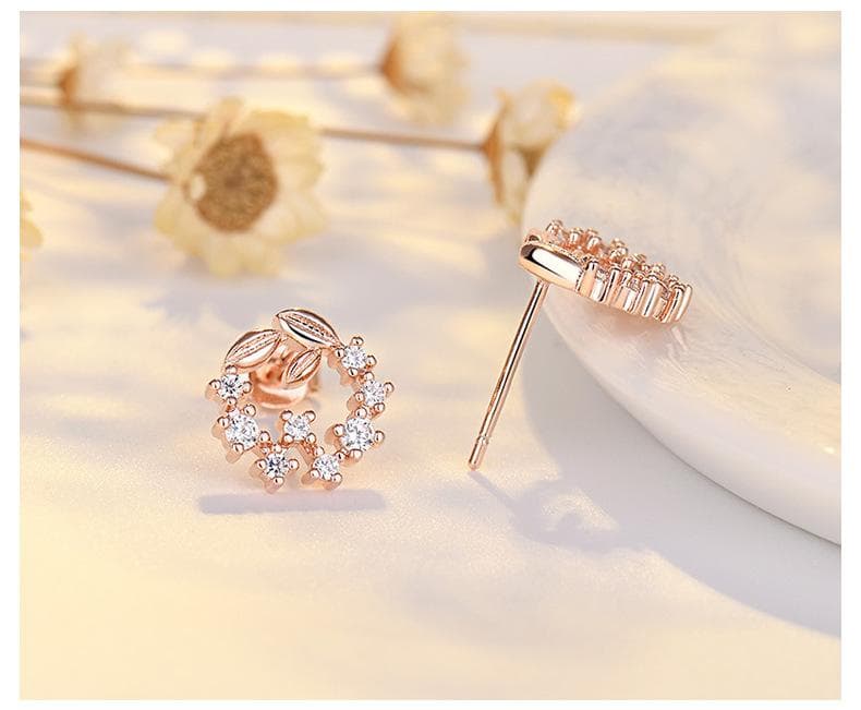Fashionable Leaf Garland Zircon Earrings Simple Mini Art Style Small Earrings for Women