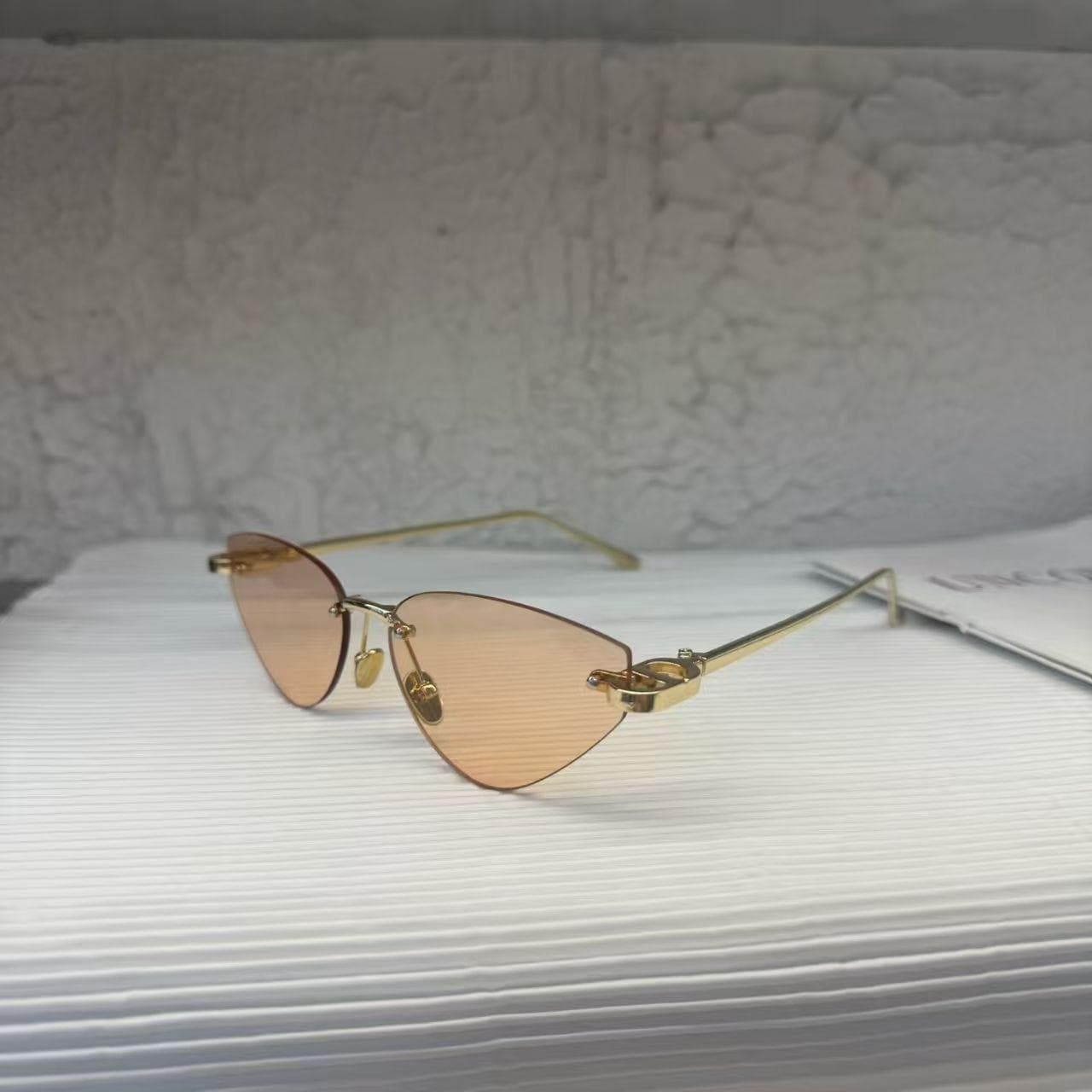 Cat Eye Shape Women Sunglasses Rimless UV400 Protection Sun Glasses for Driving Travelling Fashion Accessories