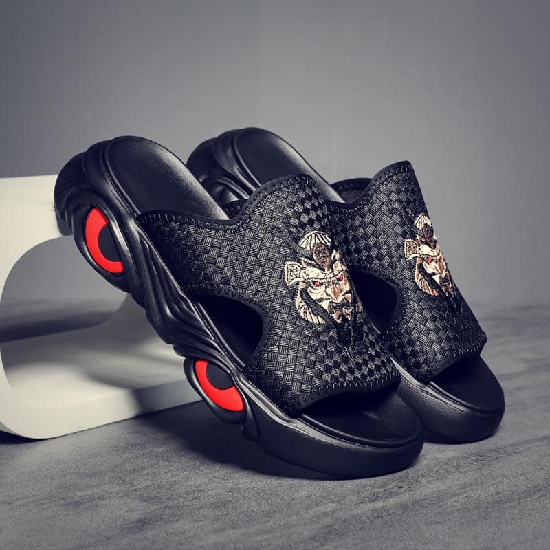 Men's Shoes New Flip Flops Casual Summer Outdoor Men's Sandals Wear Deodorant Stepping on Feces Feeling Slippers Men 44