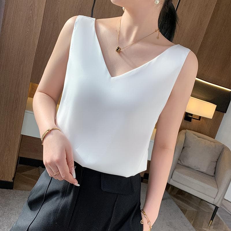 Women's V-Neck Silk Satin Camisole Vest, Loose Sleeveless Top for Outer or Inner Wear Extra Large