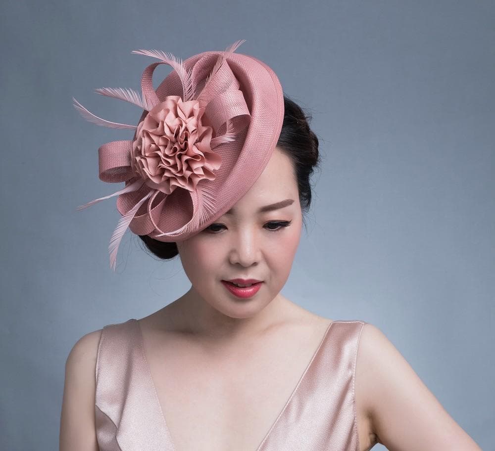Women Chic Fascinator Hat Cocktail Wedding Party Church Headpiece kentucky Headwear Feather Hair Accessories Sinamay Fascinators