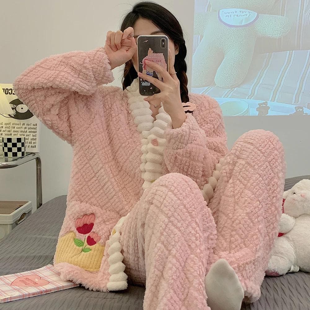 Winter Women's Warm Pajama Set Coral Fleece Sleepwear Flannel Thick Cartoon Pajamas Oversized Home Clothes Oversized Pyjama 6XL pink