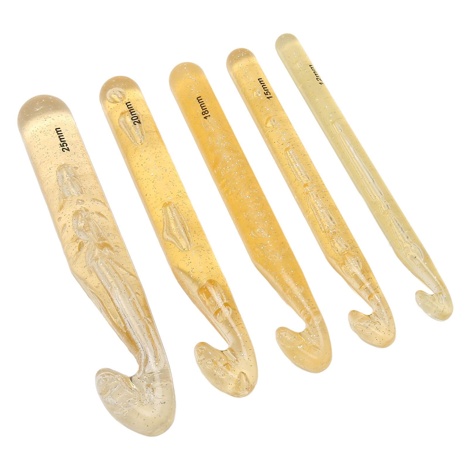 5Pcs Huge Crochet Hook Smoothing Plastic Thickened Assorted Size Huge Crochet Needles for Carpet