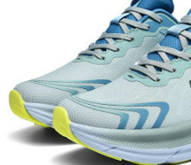 2025 Spring Men's Lightweight Mesh Running Shoes - Casual and Fashionable Size 45