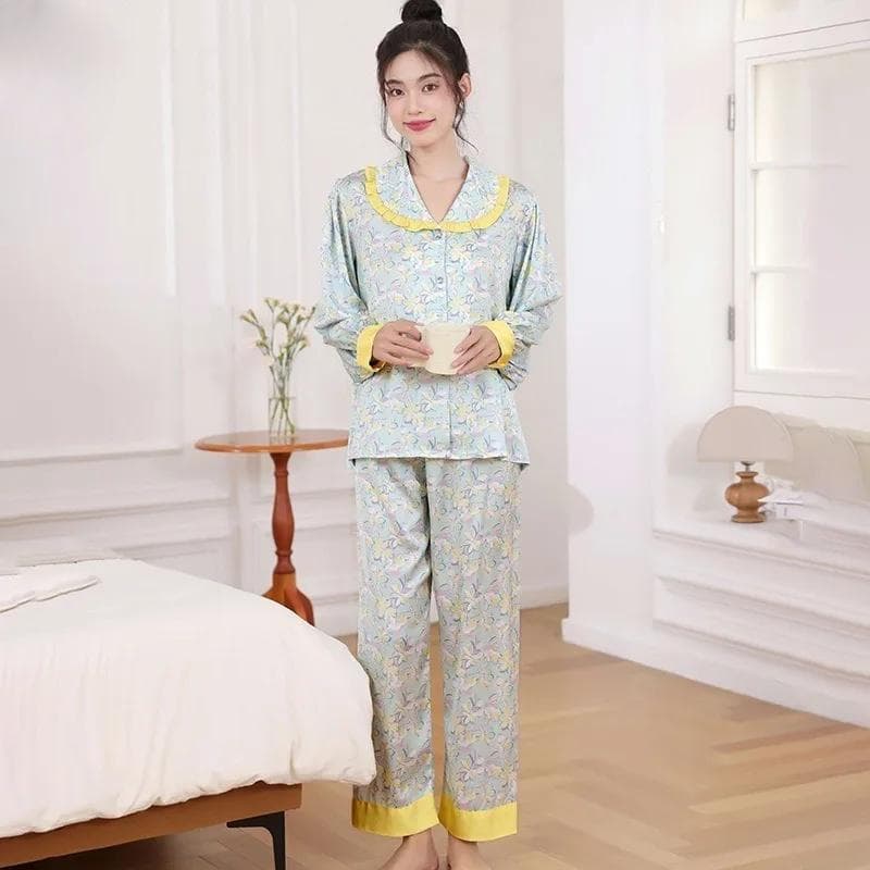 Spring and Autumn New Ice Silk Pajamas Women's High-end Thin Imitation Silk Long-sleeved Printed Home Clothes Lapel Suit XL