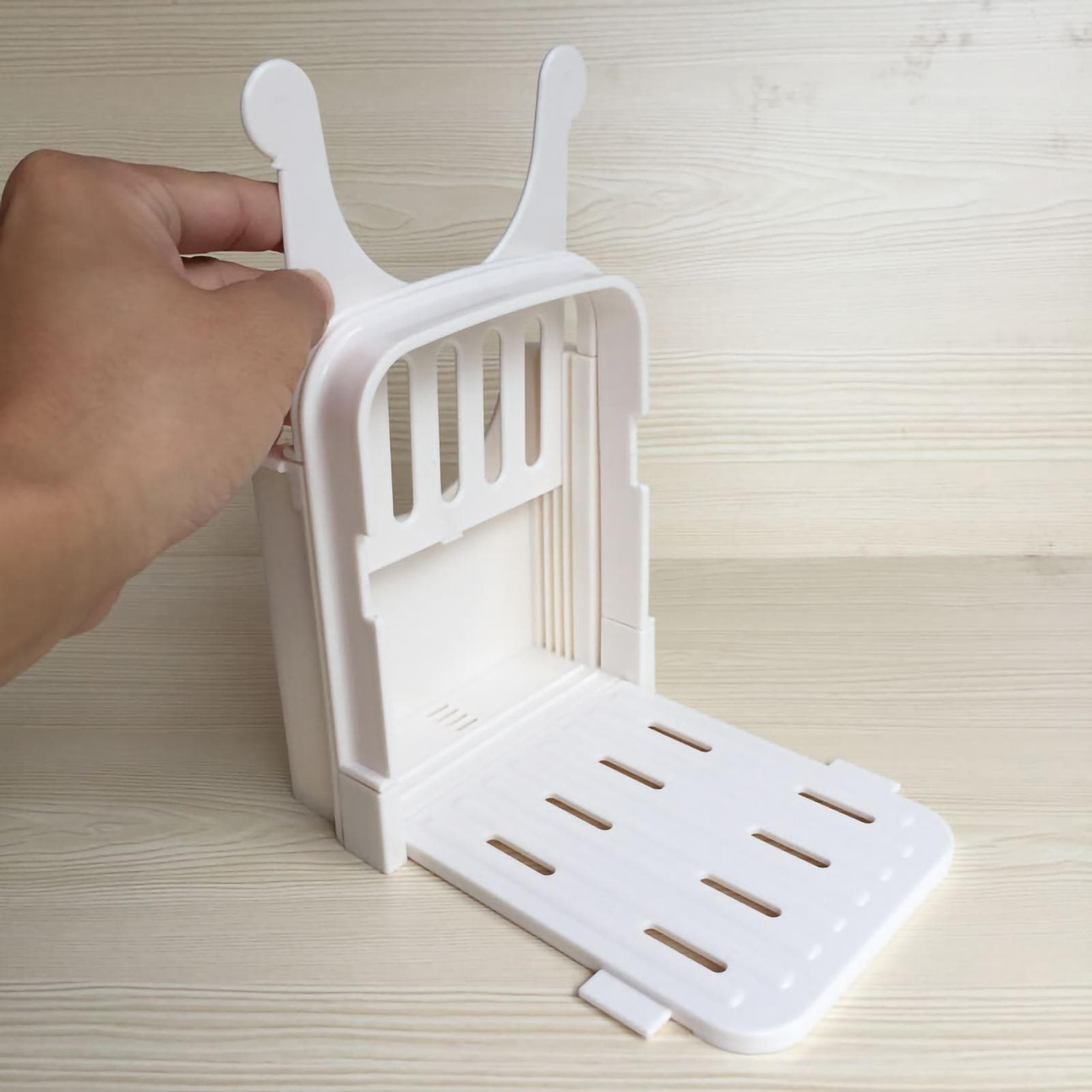 Bread Slicing Tool ABS Plastic Loaf Slicing Cutter Adjustable Thicknesses Toast Manual Slicing