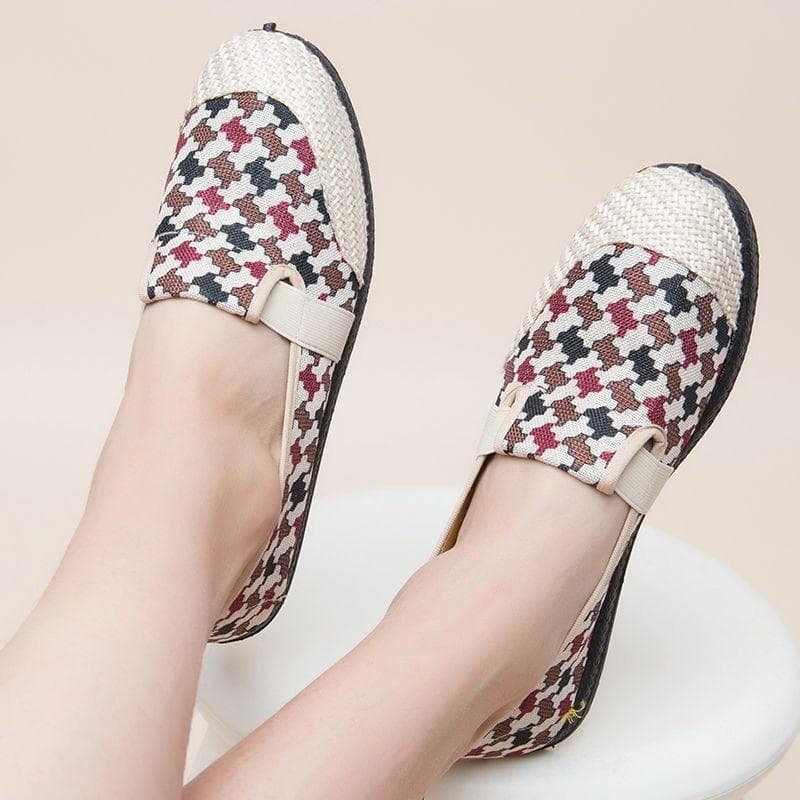 Spring Autumn Summer Pattern Old Beijing Cloth Shoes Women's Breathable and Comfortable Slip-on Flat Shoes Mother Shoes 40 red