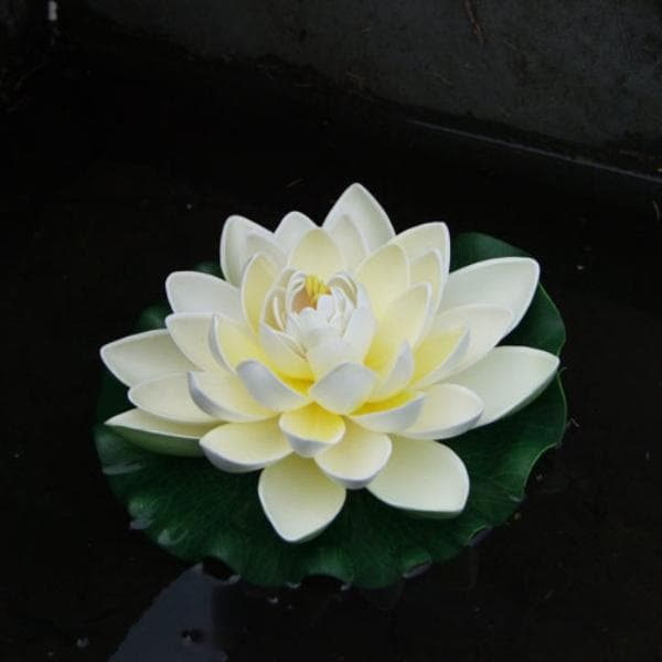 Floating Artificial Lotus Simulation Lotus Water Plants Fake Water Lily for Garden Pond Patio Decoration white