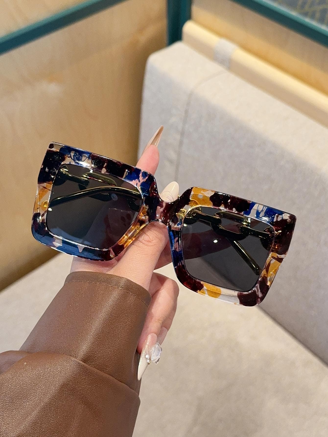 1Pc Fashionable Oversized Square Frame Glasses Trendy Printed Design for Daily Wear and Decoration