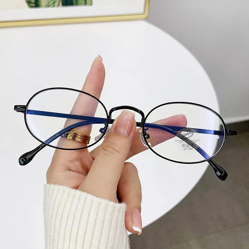 Ultra Light Gold Wire Eyeglasses Frames for Women and Men Retro Oval Walk The Show Decorative Glasses Without Lenses