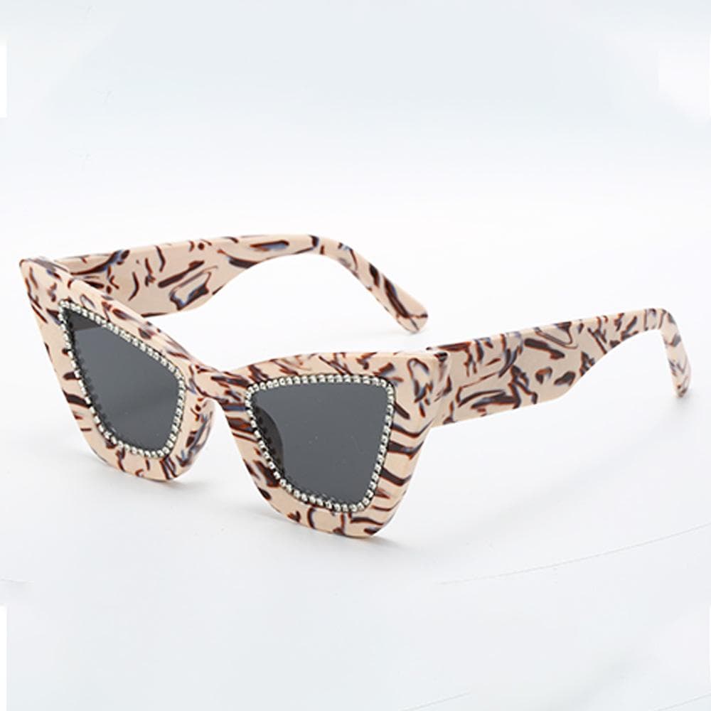 Diamond Studded Cat Eye Sunglasses for Women Luxury Brand UV400 Stylish Shades Punk Unisex