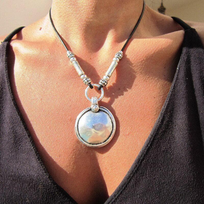 1pc Women Disc Silver Color Alloy Pendant Necklace Bohemian Vintage Exaggerated Necklaces Leather Cord Jewelry