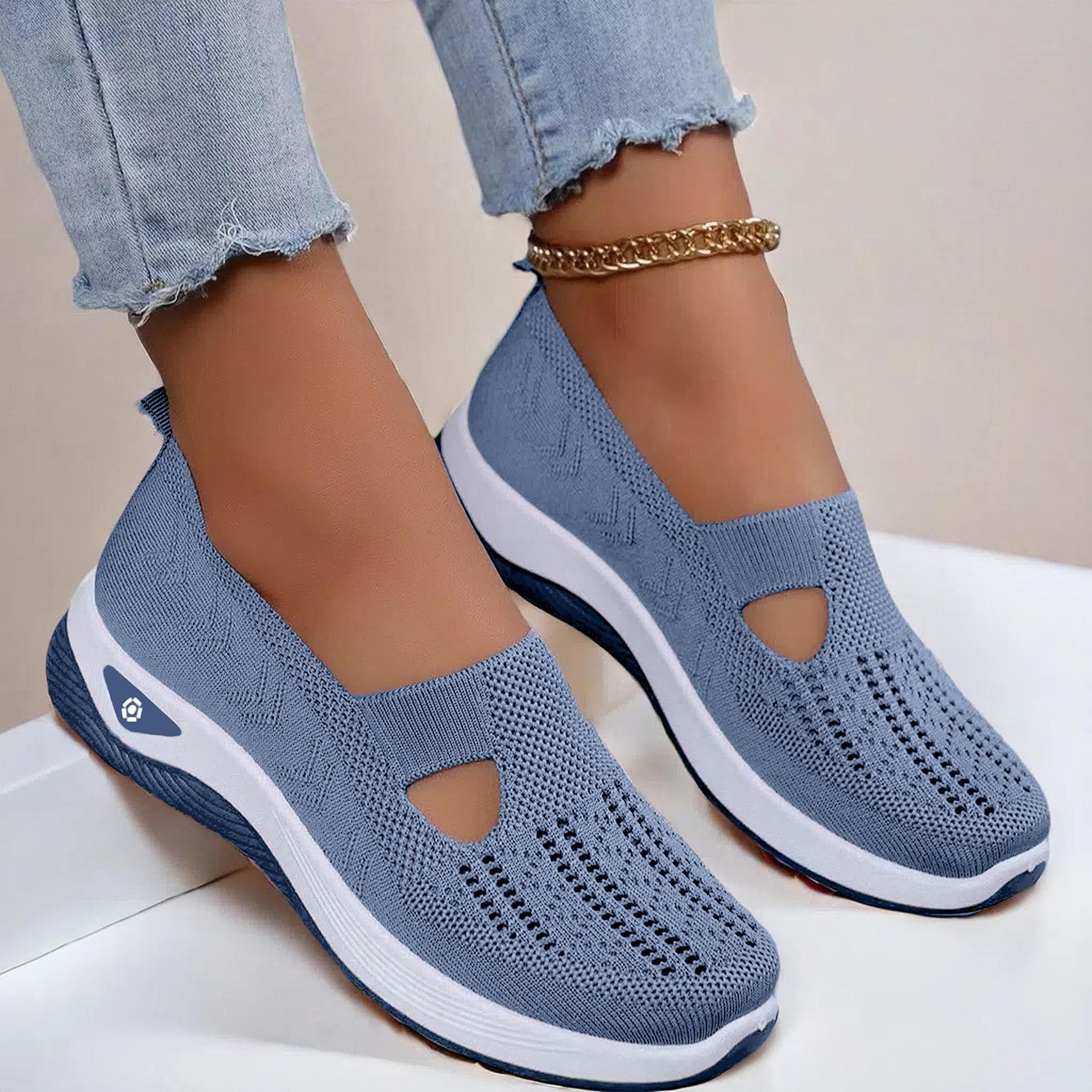 Women's Walking Shoes Casual Shoes Comfortable Middle-aged Elderly Mother Shoes Air Mesh Breathable Shoes Jogging Shoes Walking Shoes 35 sky blue