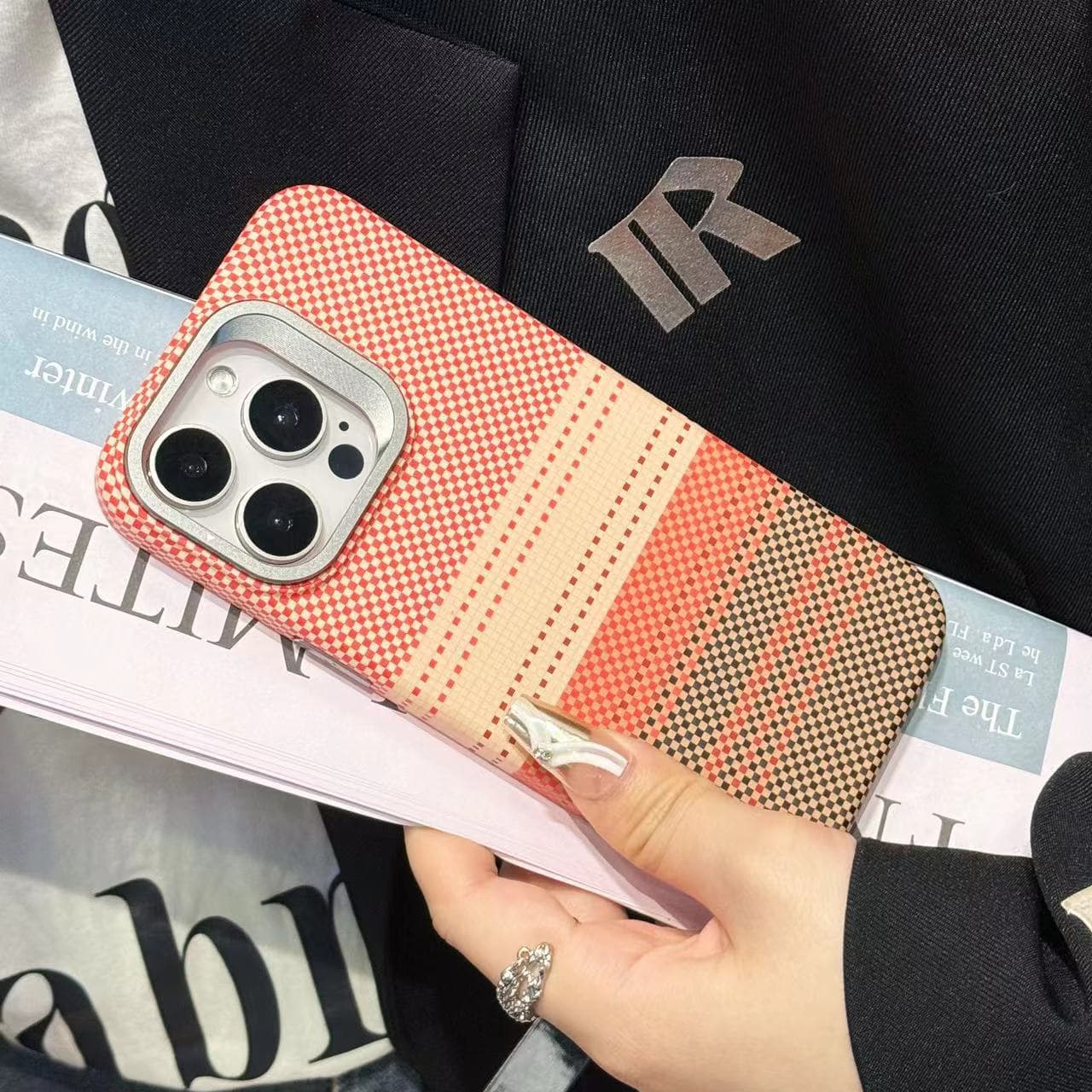 Metal Lens Bracket Carbon Fiber Pattern Mountain Galaxy Suitable for IPhone 15 Magnetic Phone Case Apple 14 PC Case iPhone 13
